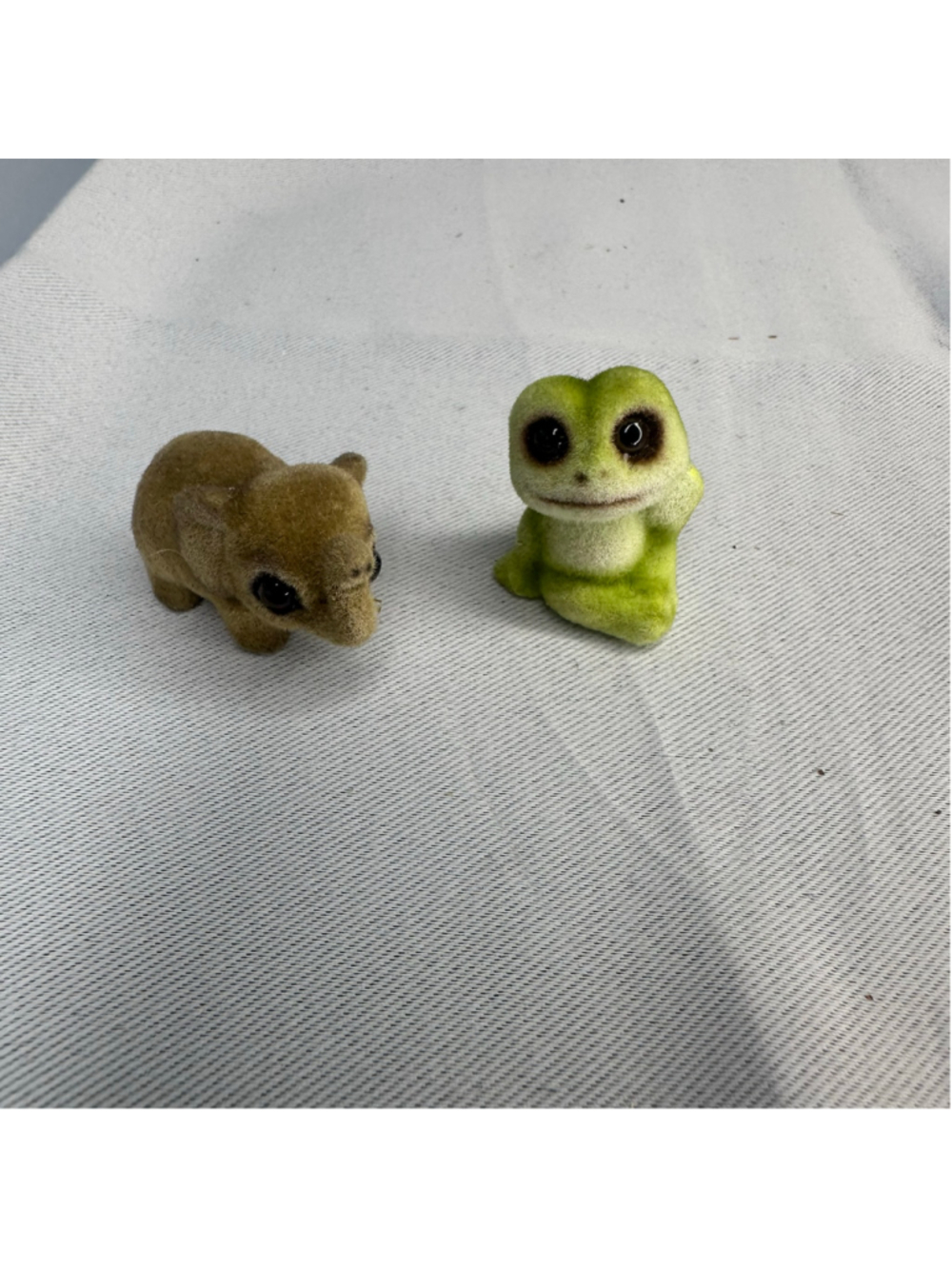 Vintage Josef Originals Flocked Frog & Hippo Bear Miniature Figurines Japan Foil